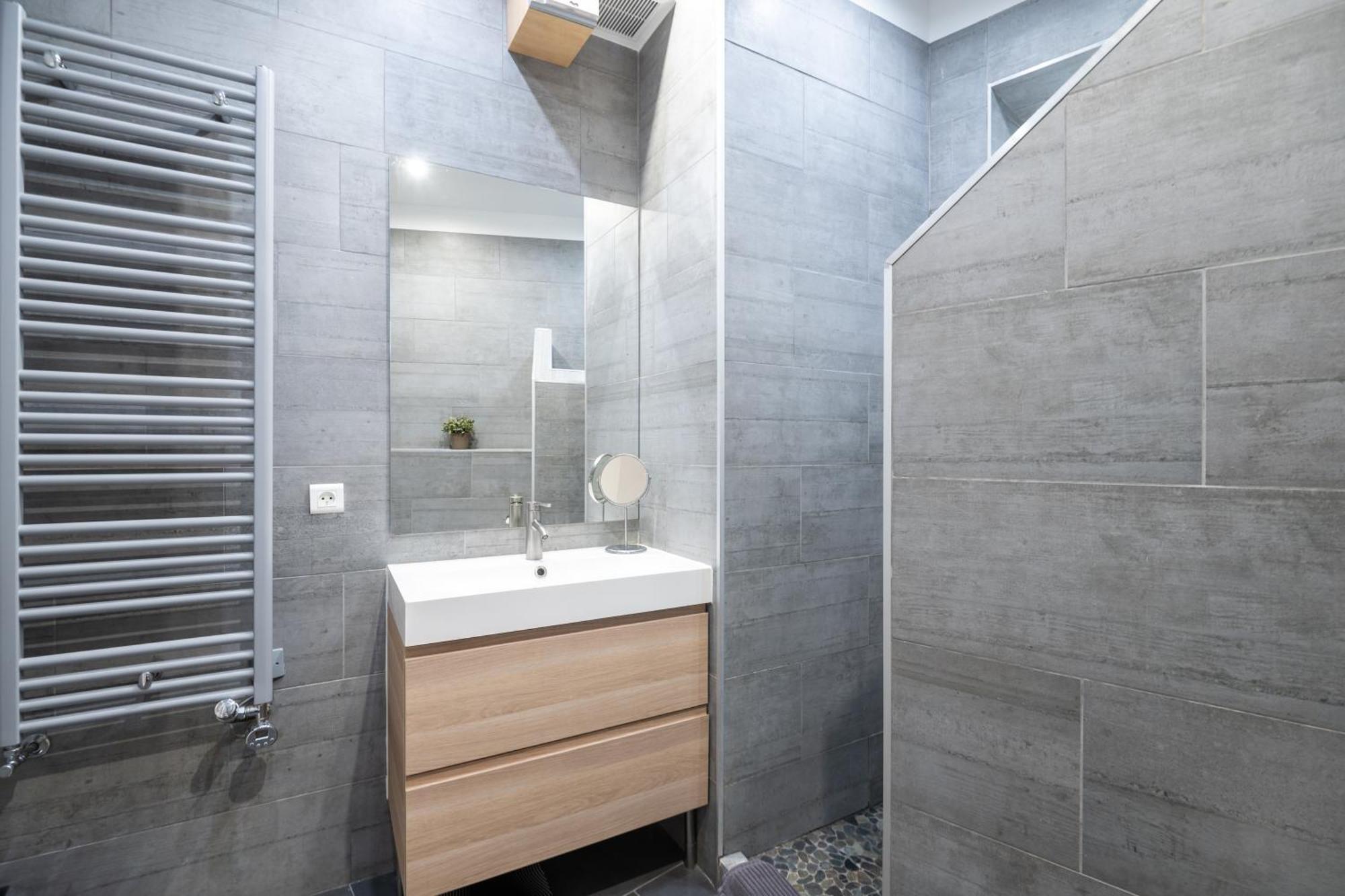 "Le Zen" By Enjoynice, Central Spacious Apartment With Airco, Beach At 10 Min Kültér fotó