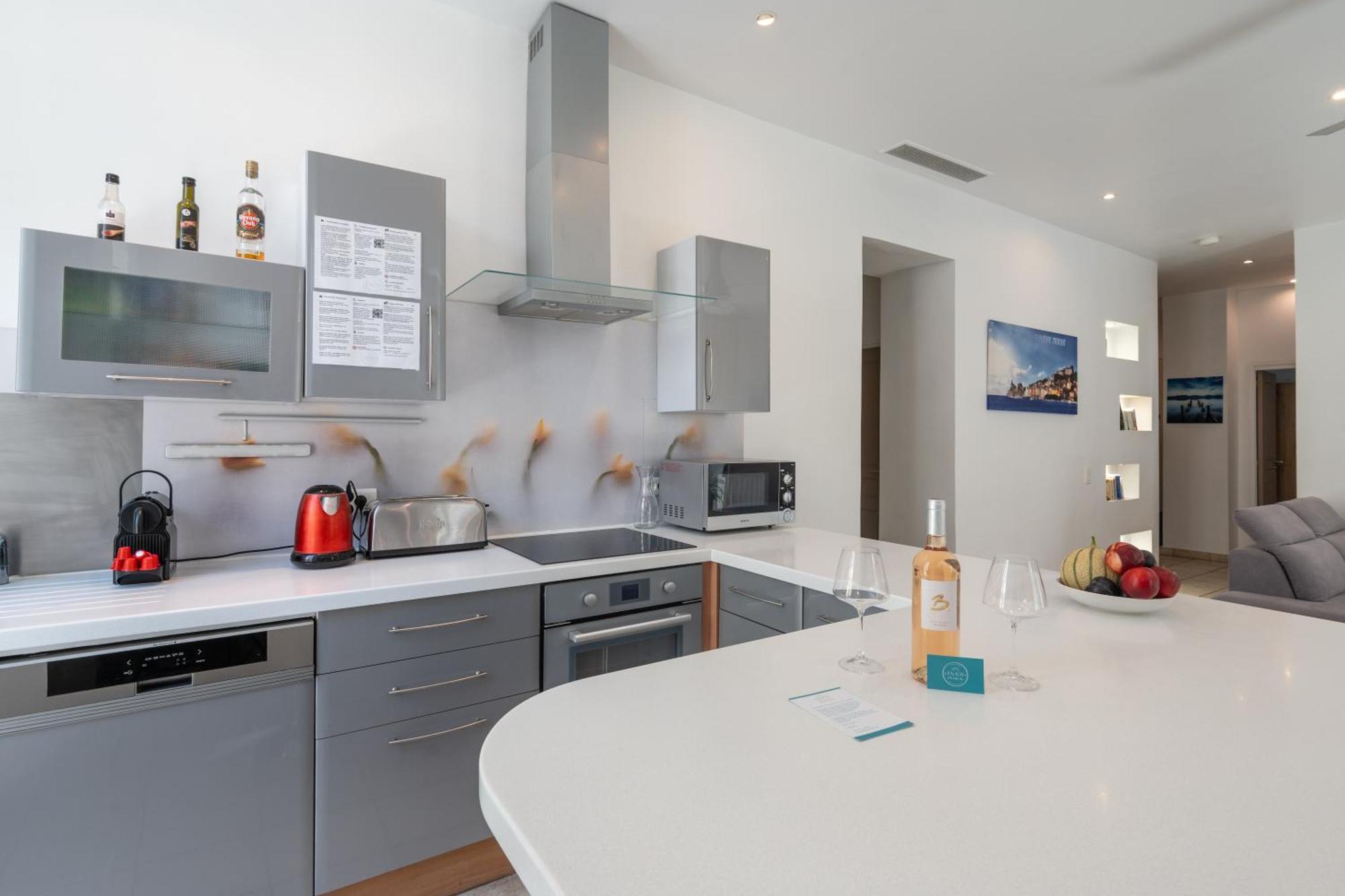 "Le Zen" By Enjoynice, Central Spacious Apartment With Airco, Beach At 10 Min Kültér fotó