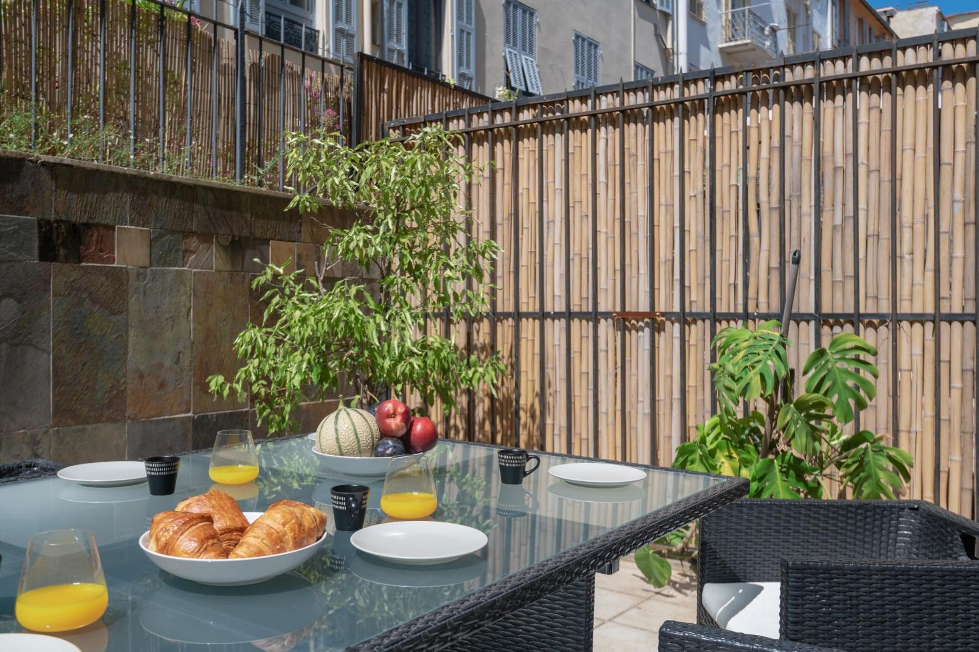 "Le Zen" By Enjoynice, Central Spacious Apartment With Airco, Beach At 10 Min Kültér fotó